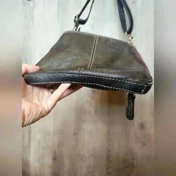 FOSSIL Black Classic Crossbody Logo Bag Small Size - Picture 11 of 14